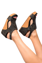 Load image into Gallery viewer, Carley Wedge Sandals in Black Metallic