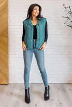 Load image into Gallery viewer, Layering Queen Quilted Puffer Vest in Hunter Green