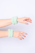 Load image into Gallery viewer, Lost in the Moment Headband and Wristband Set in Green