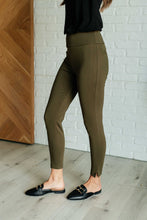 Load image into Gallery viewer, Magic Ankle Crop Skinny Pants in Olive